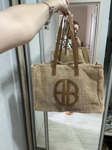 Large Capacity Handmade Shoulder Bag - Women's Casual Straw Tote photo review