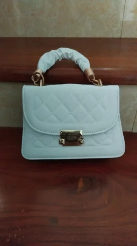 Small Diamond Embossed Sling Bag photo review