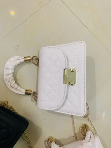 Small Diamond Embossed Sling Bag photo review