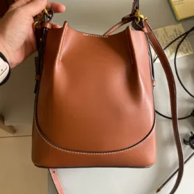 High-Quality Fashion Bucket Bag for Women | Versatile PU Crossbody photo review