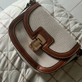 Retro Shoulder Crossbody Saddle Bag photo review