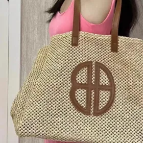 Large Capacity Handmade Shoulder Bag - Women's Casual Straw Tote photo review