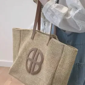 Large Capacity Handmade Shoulder Bag - Women's Casual Straw Tote photo review